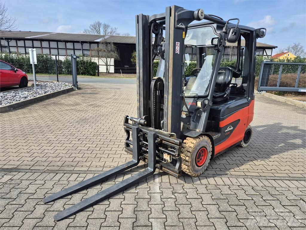 Linde E25 Wózki elektryczne