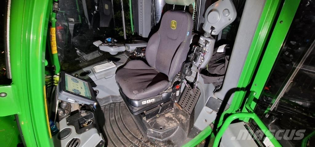 John Deere 1010G Forwardery