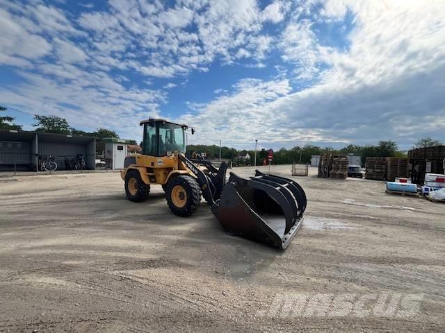 Volvo L 30 G Ładowarki kołowe