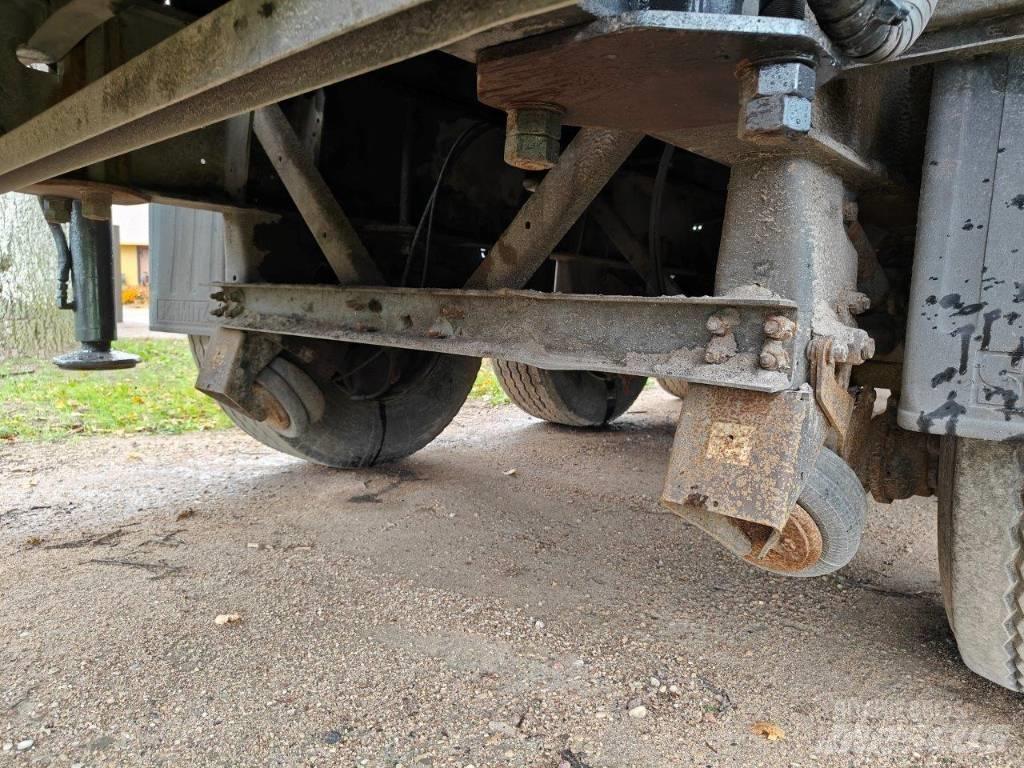 Schmitz poolhaagis Naczepy do transportu drewna