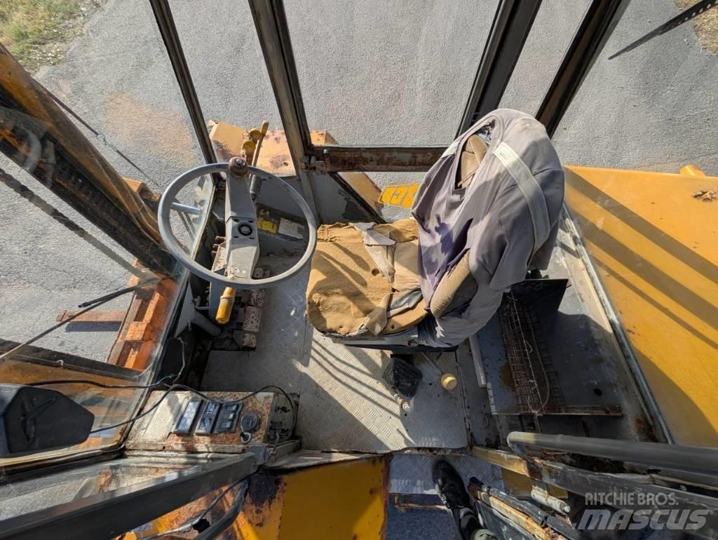 JCB 930 Wózki widłowe terenowe