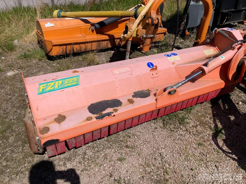 Agrimaster FZP225 Kosiarki łąkowe i wykaszarki