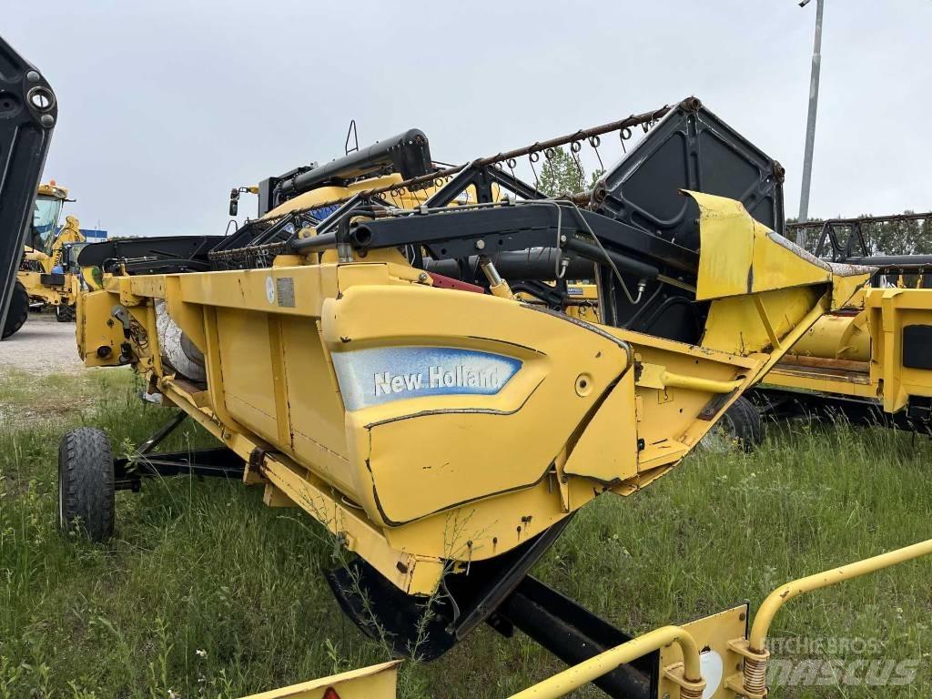 New Holland CSX 7080 Kombajny zbożowe