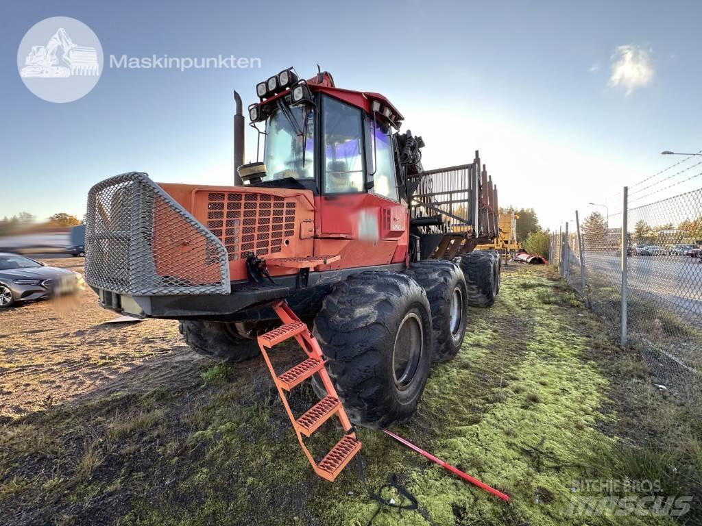 Valmet 890.3 Forwardery