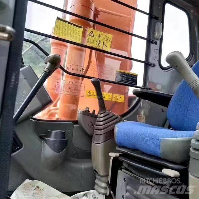 Hitachi EX 120 Koparki gąsienicowe