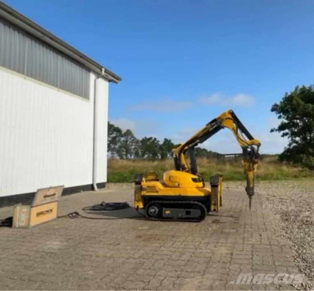 Brokk 110 Koparki wyburzeniowe
