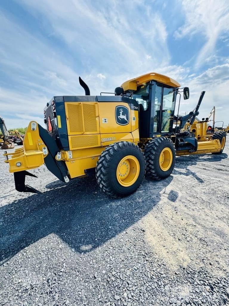 DEERE 672G Równiarki