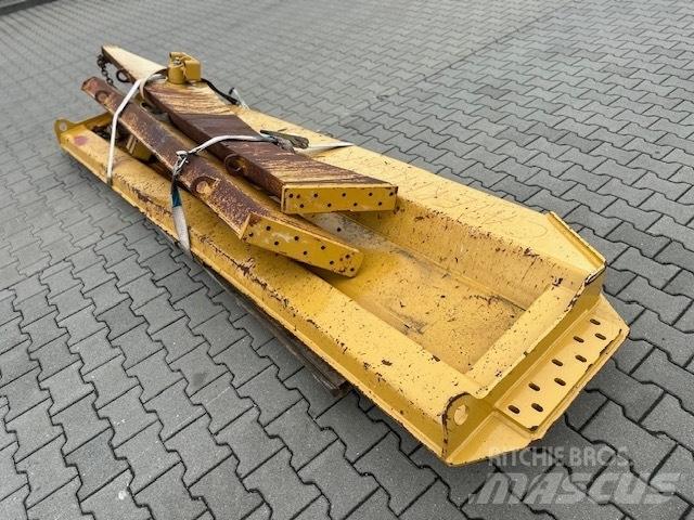 CAT 745 TAIL GATE Wozidła przegubowe