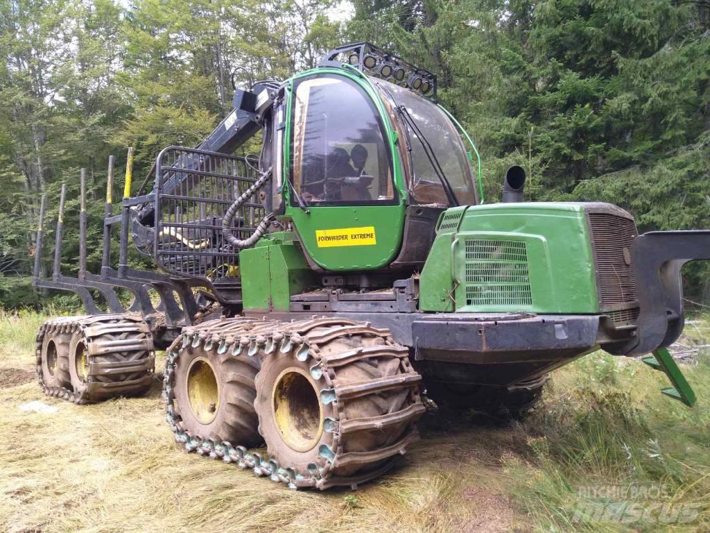 John Deere 810 E Forwardery