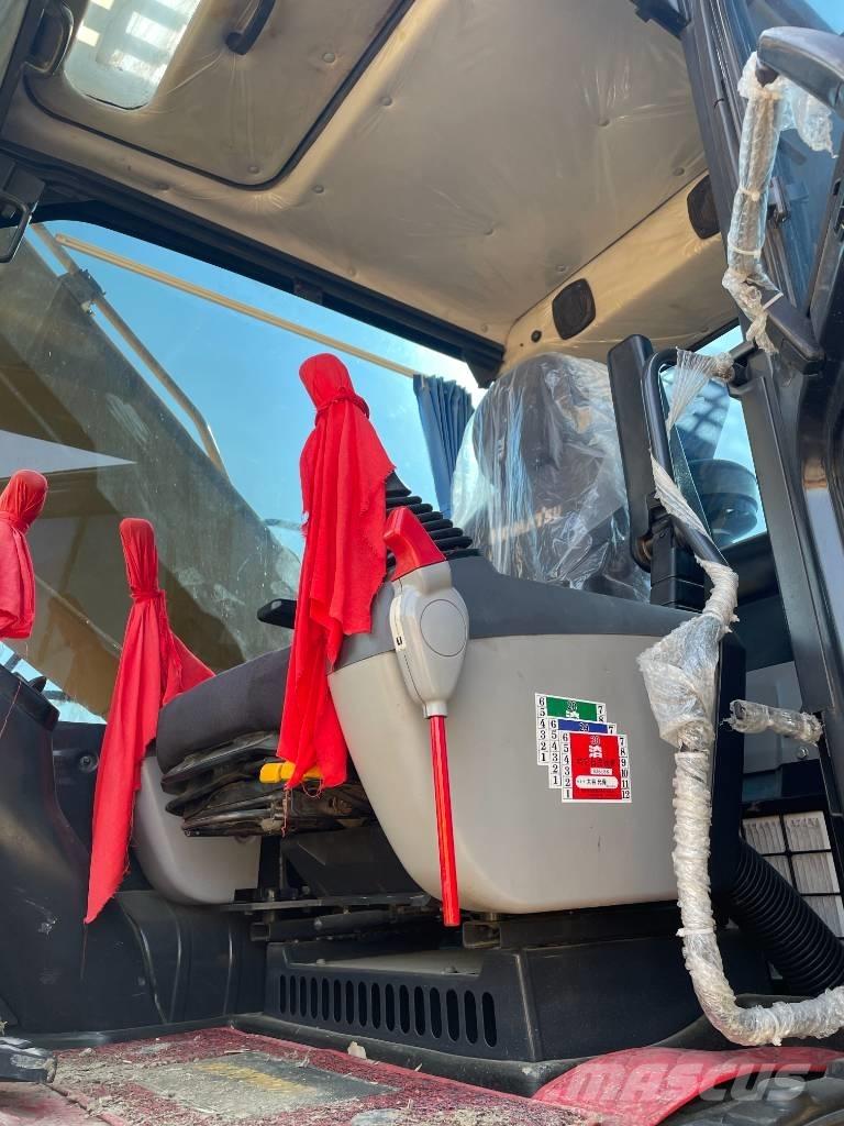 Komatsu PC 210-8 Koparki gąsienicowe