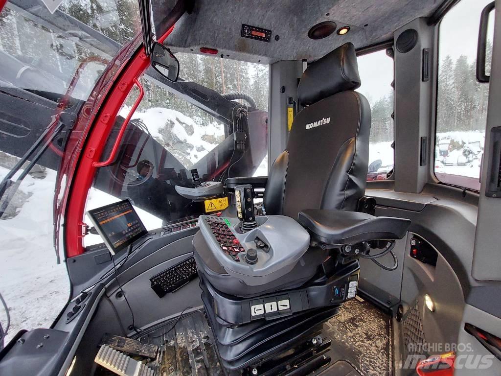 Komatsu 901XC Harwestery