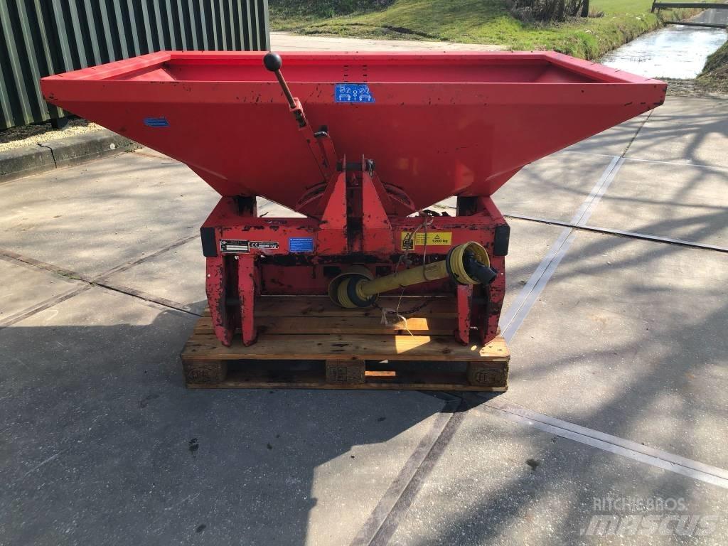 Kuhn MDS 701 Rozrzutnik nawozów mineralnych