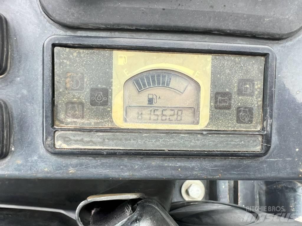 John Deere 17G Minikoparki