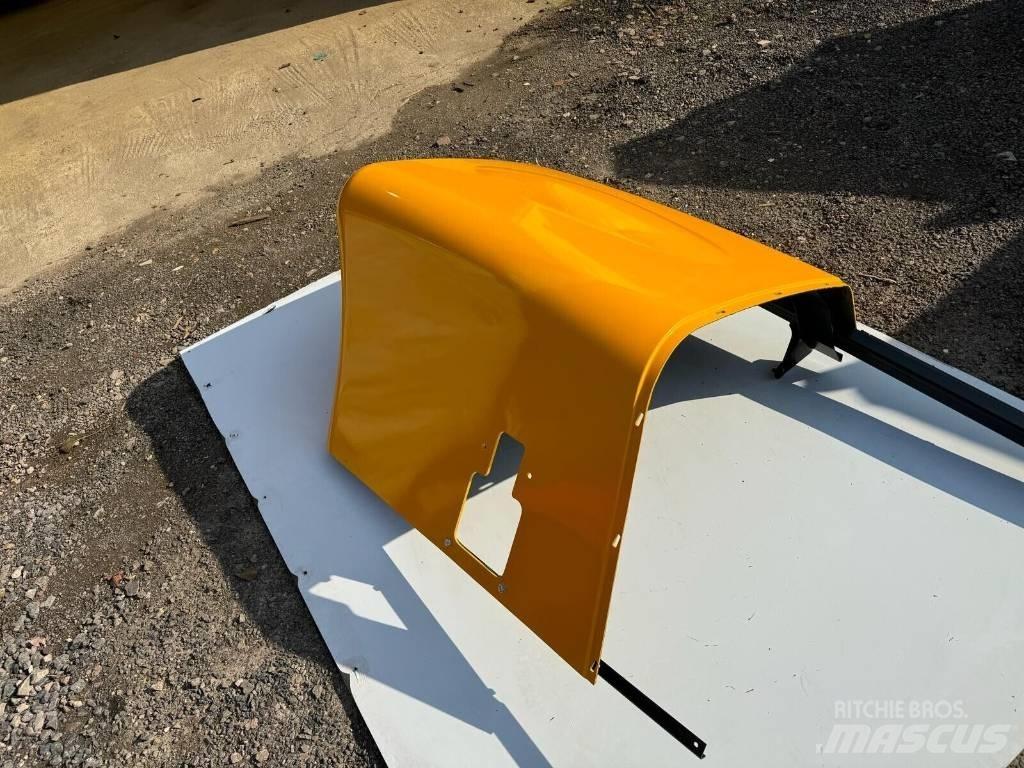 JCB ENGINE COVER Ramy i zawieszenie