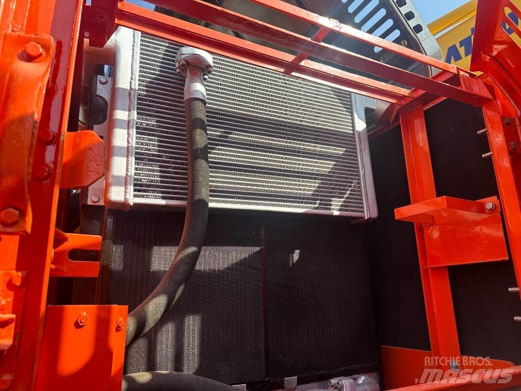 Doosan DX 300 Koparki gąsienicowe