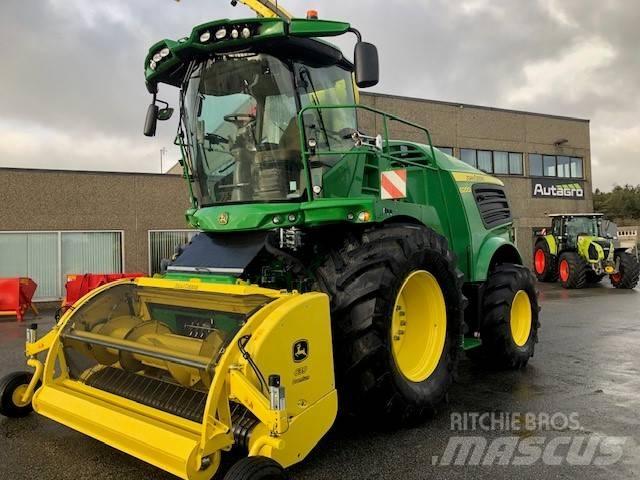 John Deere 8200 i Sieczkarnie samojezdne