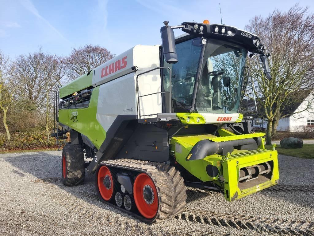 CLAAS Lexion 7700 TT Kombajny zbożowe