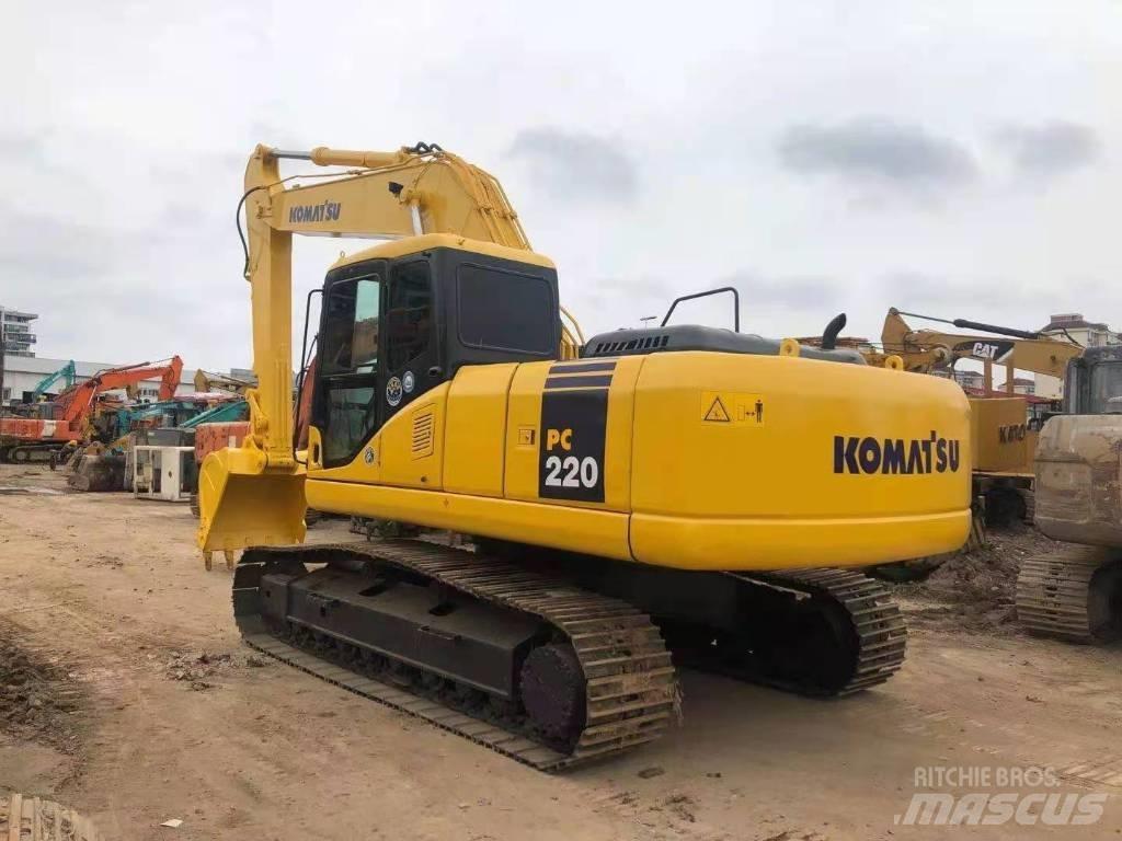 Komatsu PC 220-7 Koparki gąsienicowe