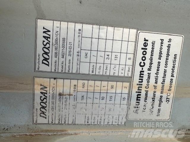 Doosan DL 450-5 Chłodnice