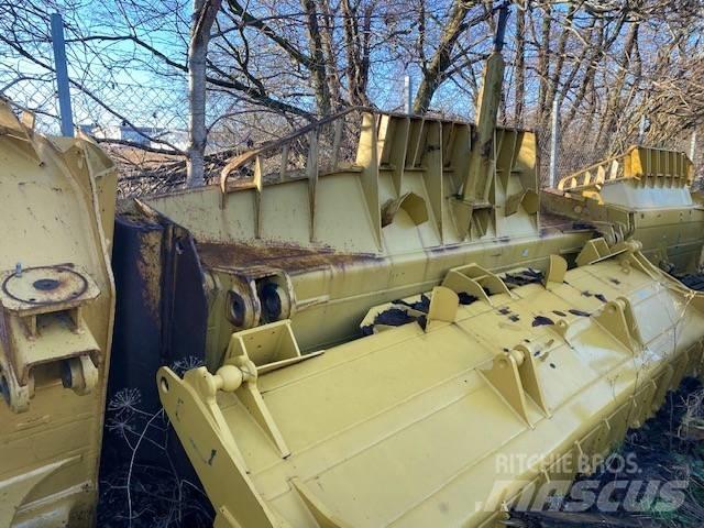 CAT D 8   U-blade Lemiesze