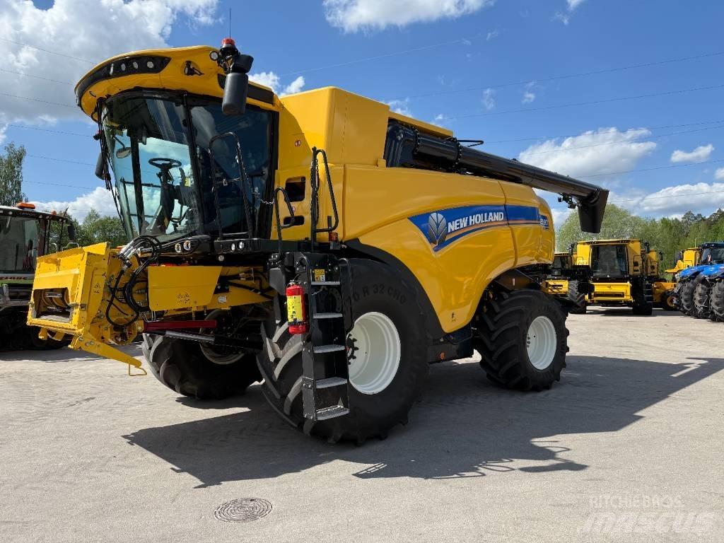 New Holland CX 8.90 Kombajny zbożowe