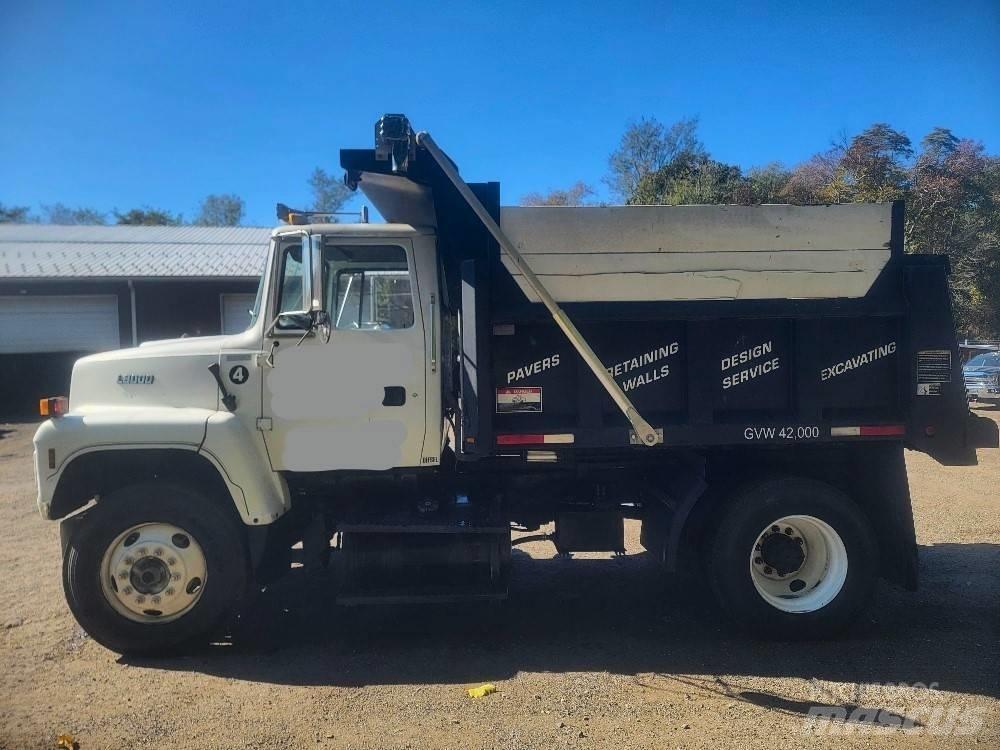 Ford L8000 Wywrotki