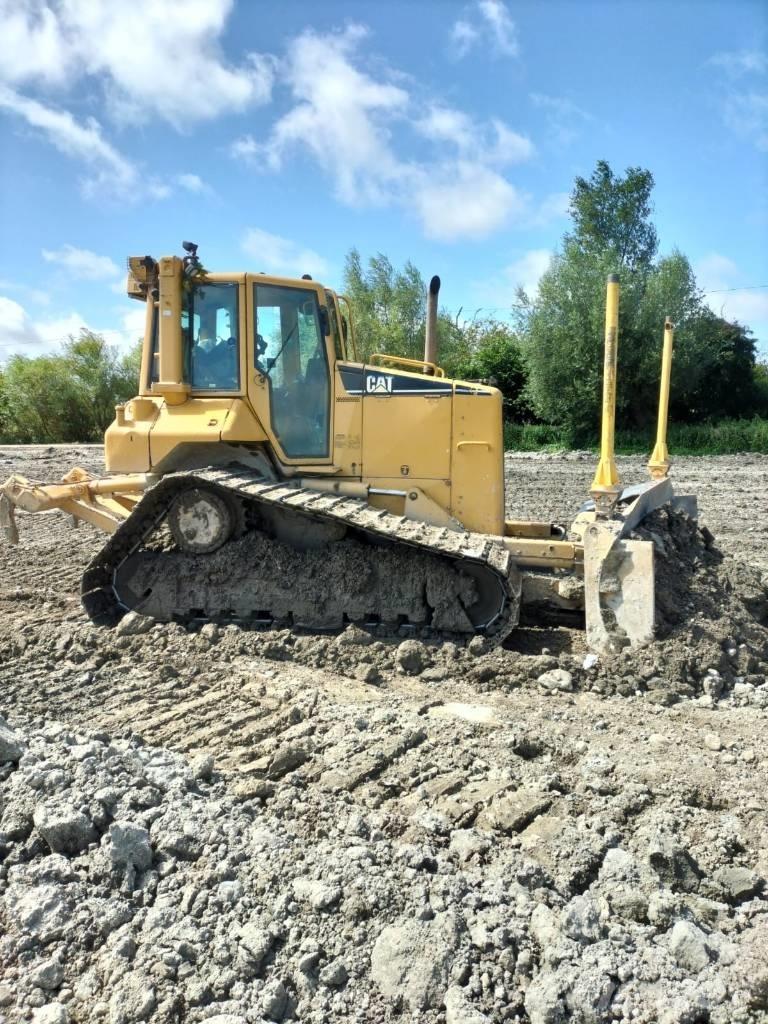 CAT D 5 N LGP Spycharki gąsienicowe