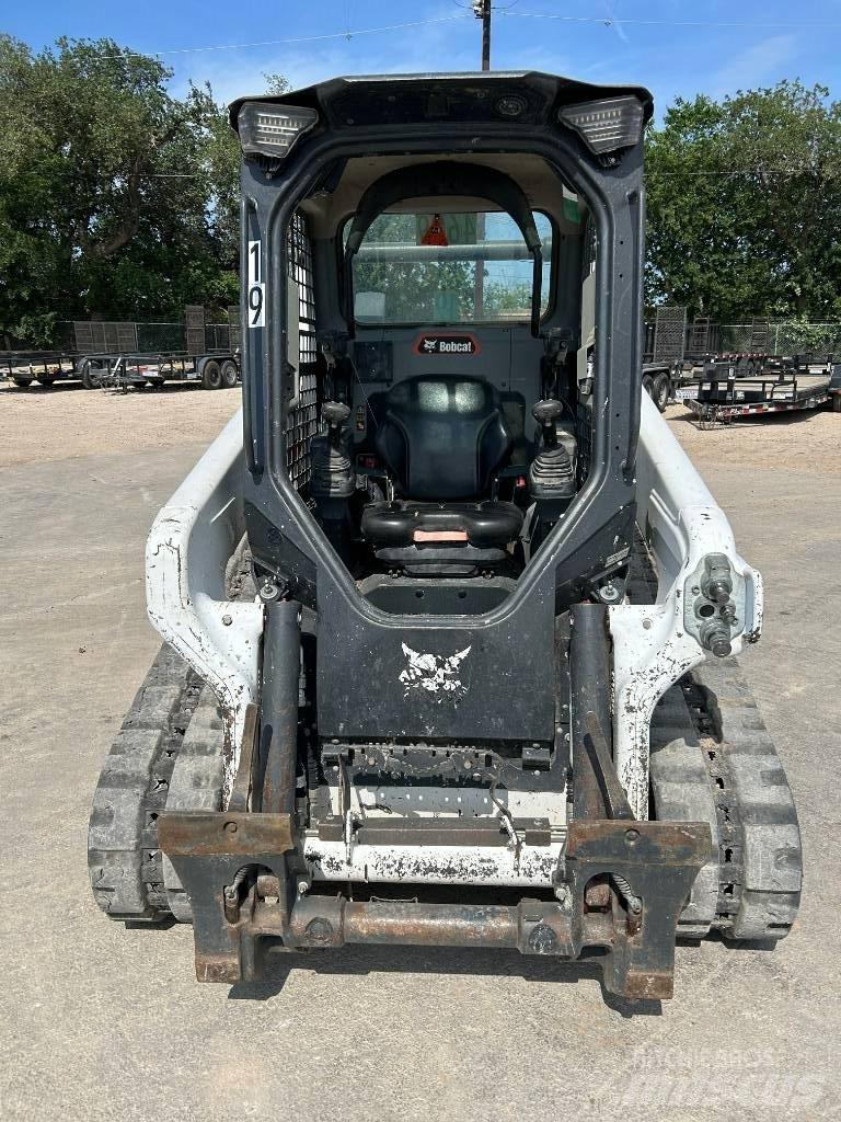 Bobcat T64 Ładowarki burtowe