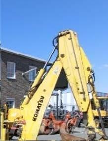 Komatsu WB97 Lanças Ramy i zawieszenie
