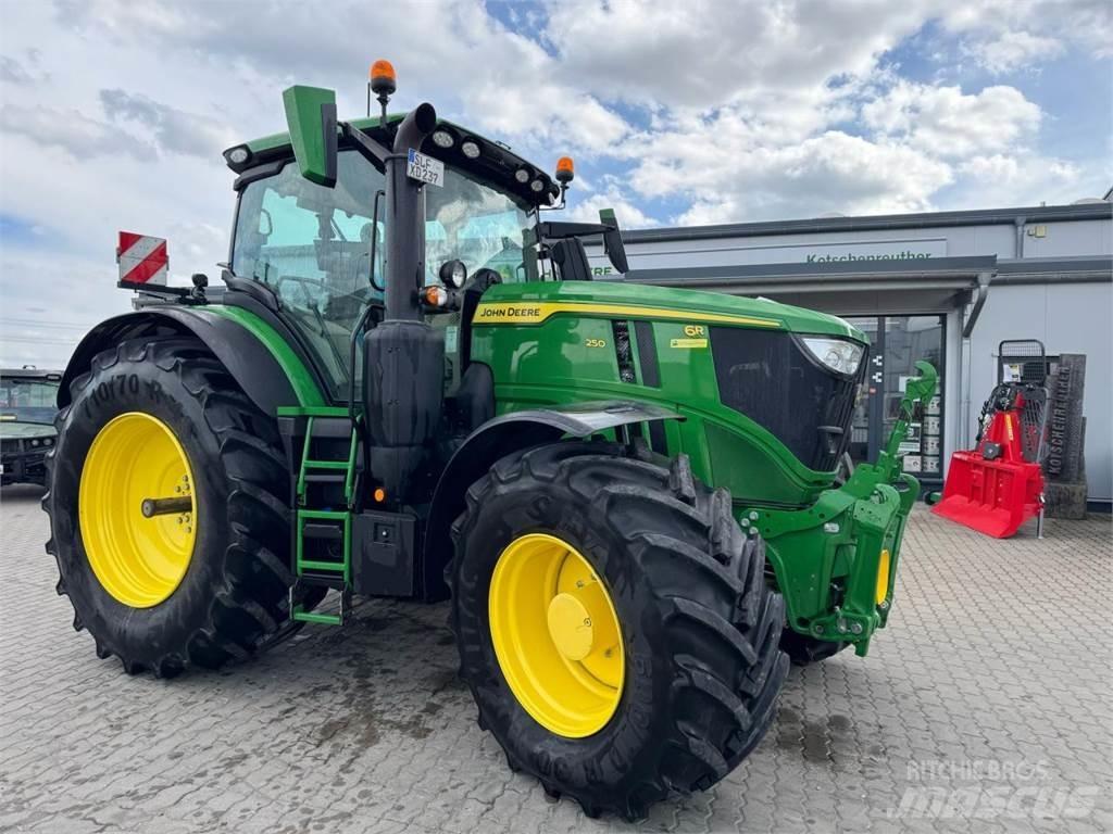 John Deere 6R 250 Ciągniki rolnicze