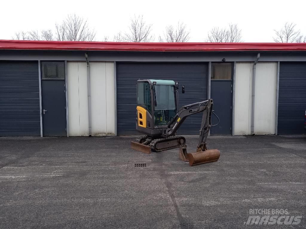 Volvo EC 15 Minikoparki