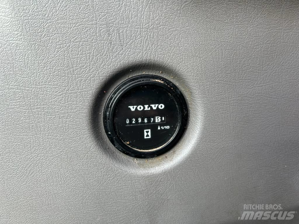 Volvo ECR58D Minikoparki
