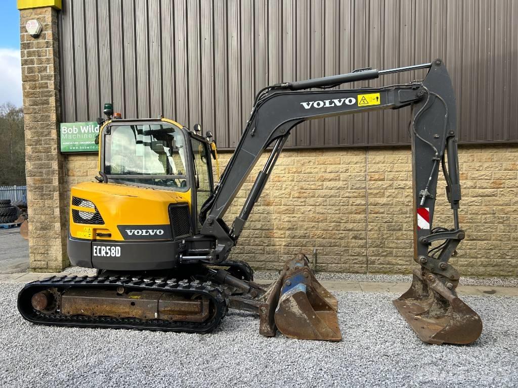 Volvo ECR58D Minikoparki