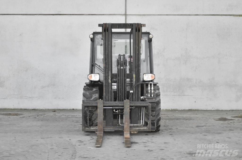 Manitou MC 30-4 Wózki Diesla
