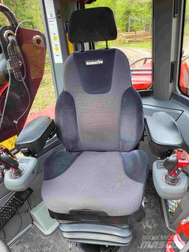 Komatsu 931 XC Harwestery