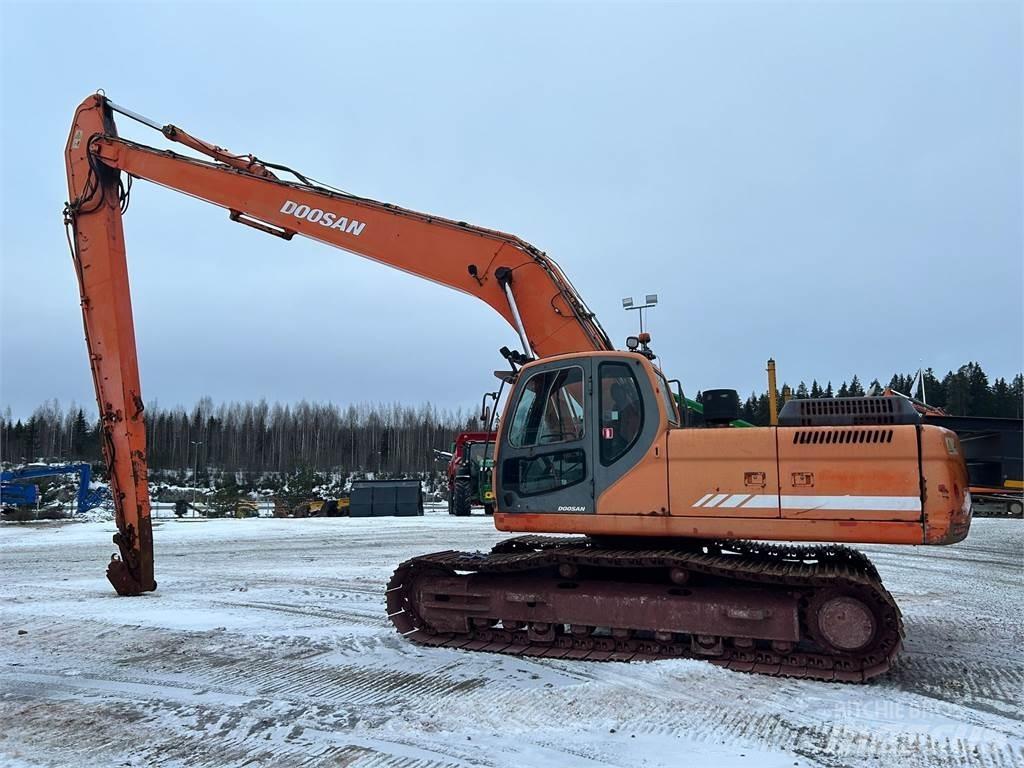 Doosan DX300LC Koparki z długim ramieniem