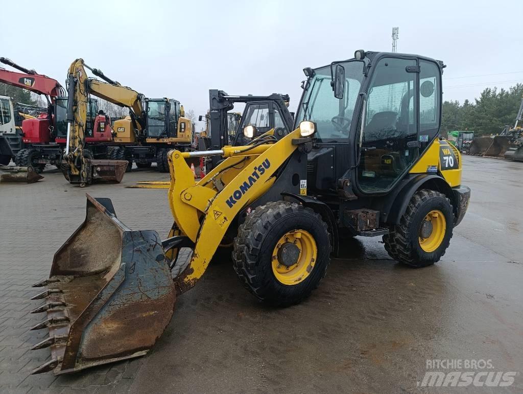 Komatsu WA70-7 Ładowarki kołowe