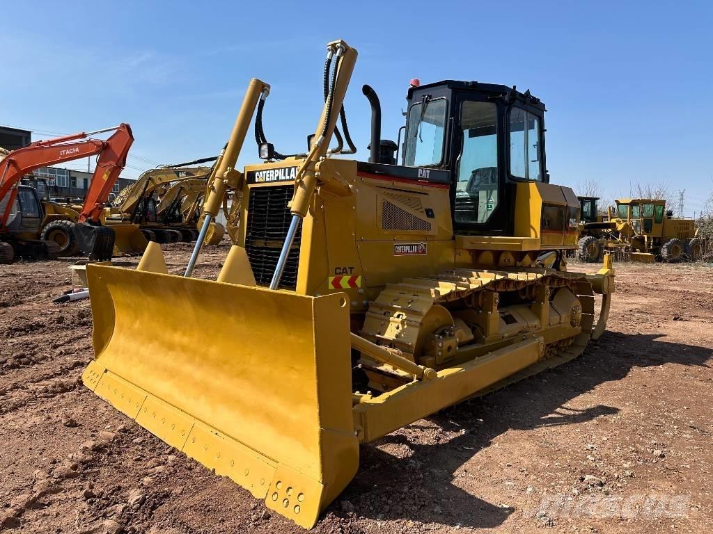 CAT D6G Spycharki gąsienicowe