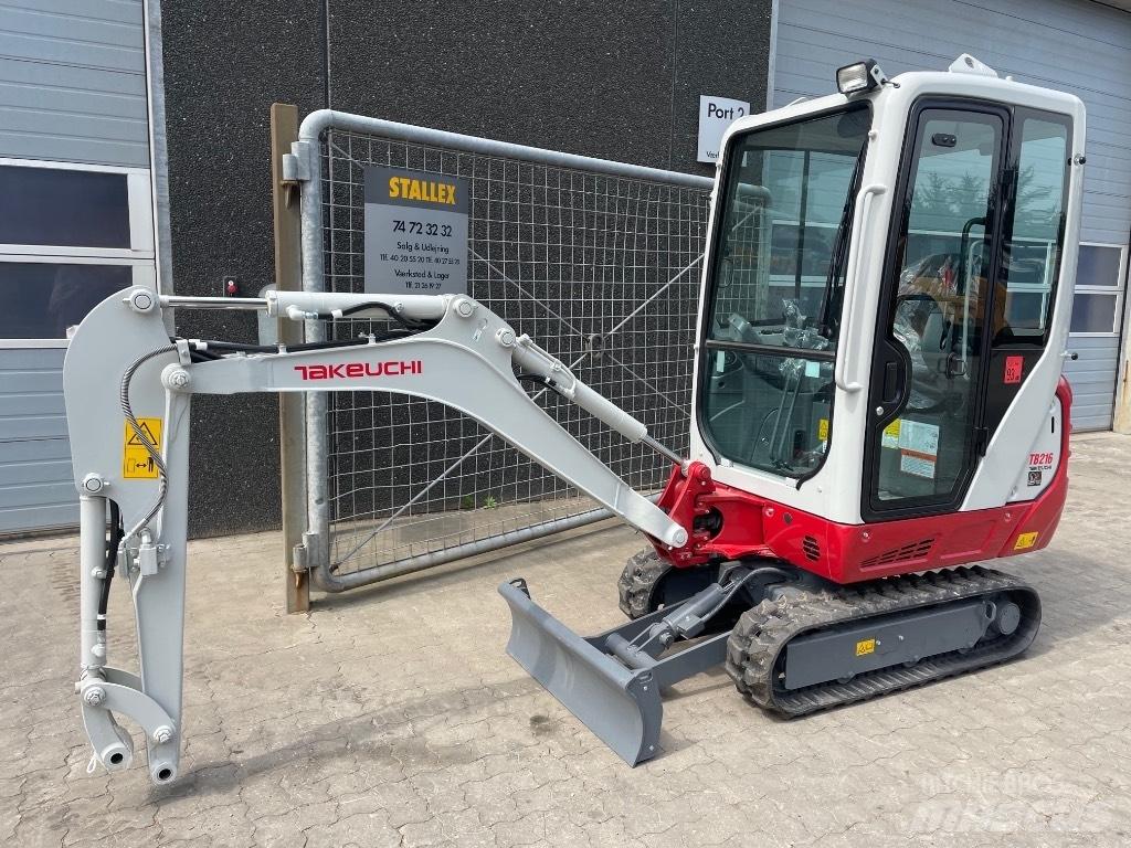 Takeuchi TB216 Minikoparki
