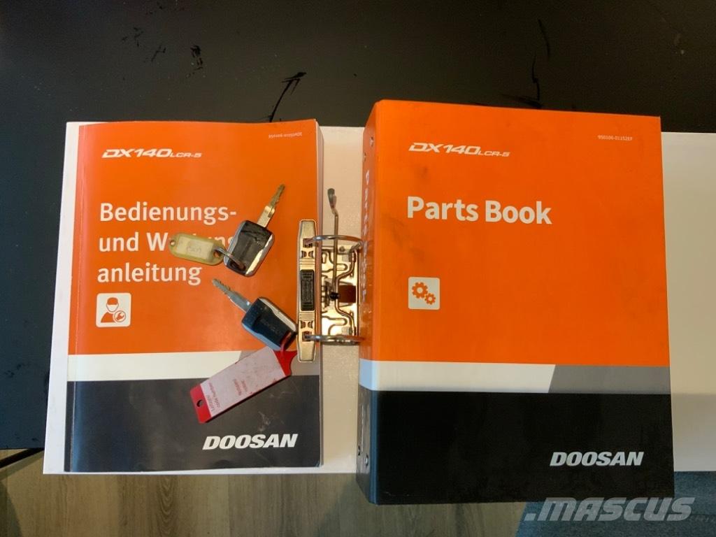 Doosan DX 140 LCR Koparki gąsienicowe