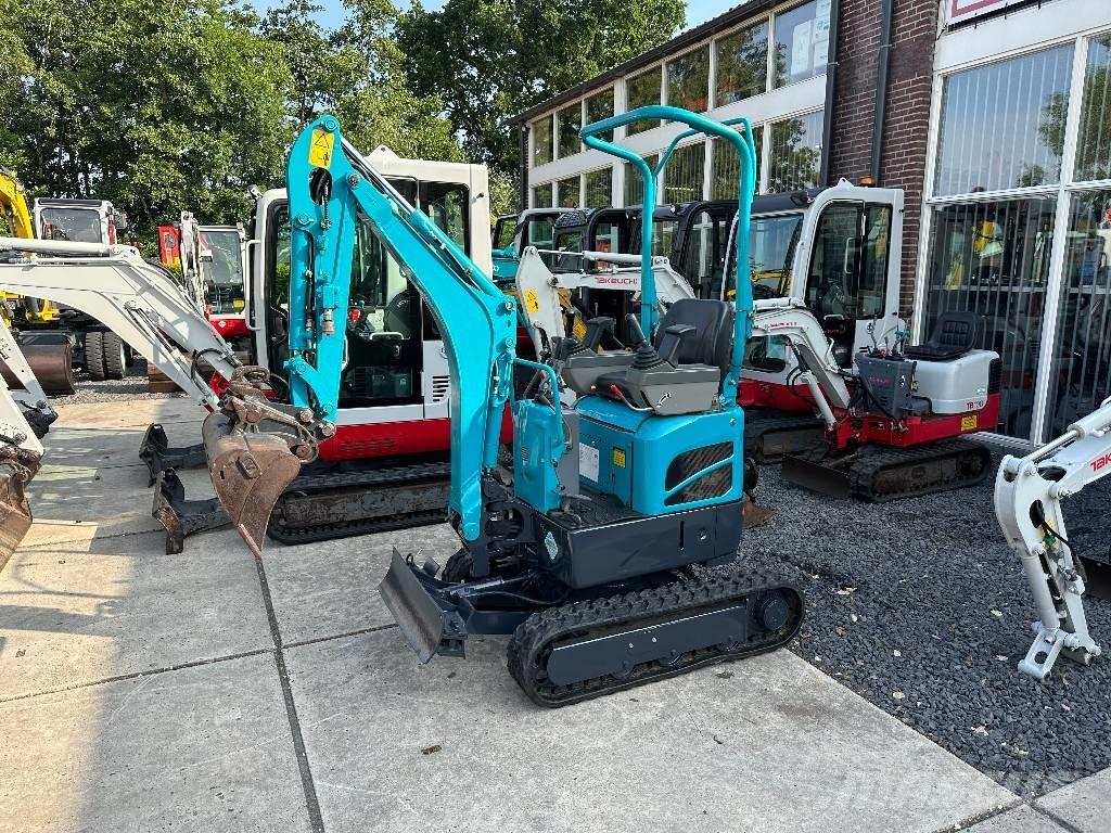 Takeuchi TB 210 Minikoparki