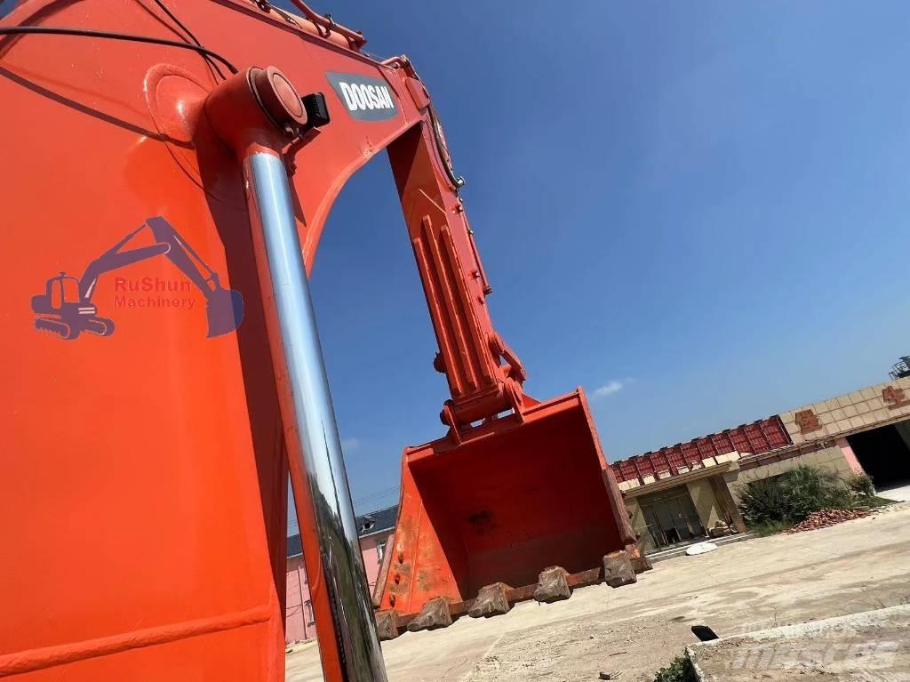 Doosan DH420 Koparki gąsienicowe