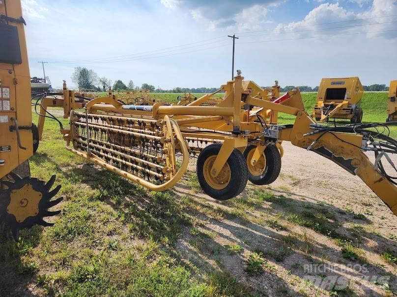 Vermeer R2300 Zgrabiarki i przetrząsacze