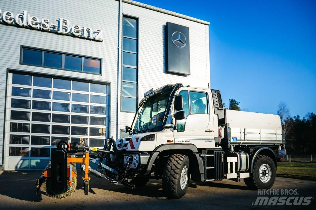Unimog U 318 Zamiatarki