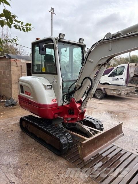 Takeuchi TB 230 Minikoparki