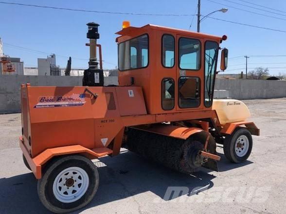 Broce RCT 350 Zamiatarki - Zgarniarki - Odśnieżarki