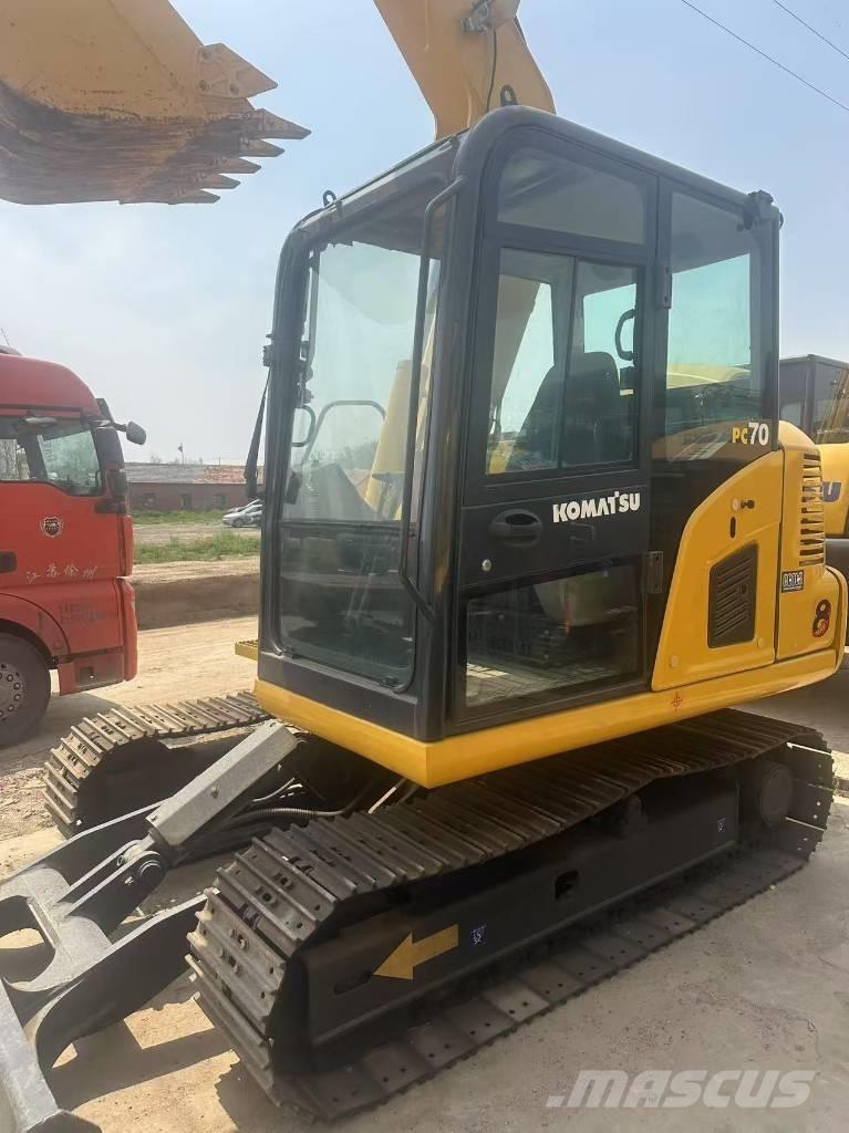 Komatsu PC 70 Koparki gąsienicowe