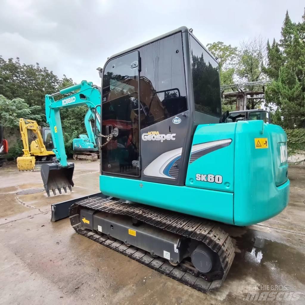 Kobelco SK 60 Koparki gąsienicowe
