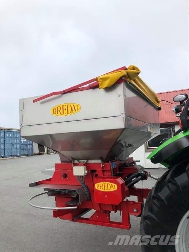 Bredal F2 WS 3000 Rozrzutnik nawozów mineralnych