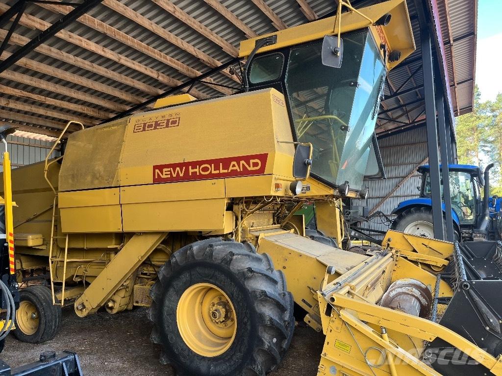 New Holland 8030 Kombajny zbożowe